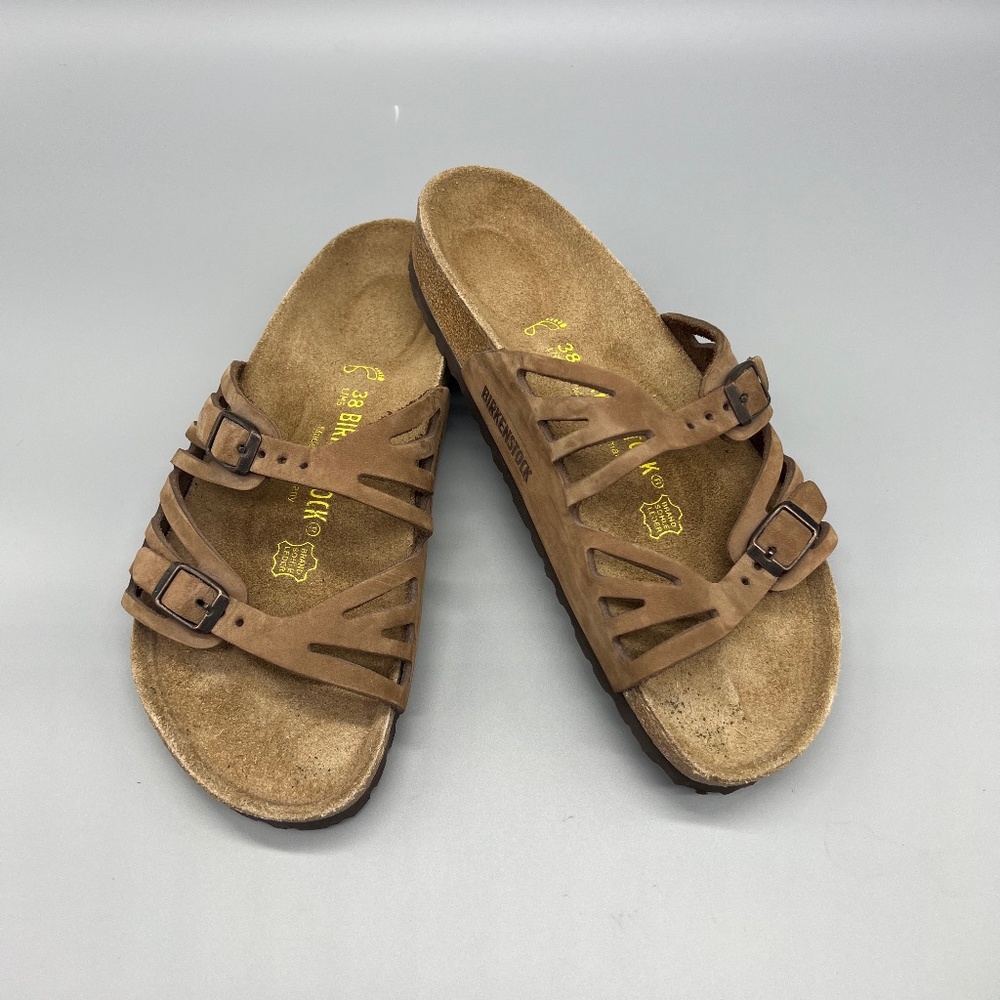 Birkenstock sandal  size 9 in US size 38 in Germany Like new!